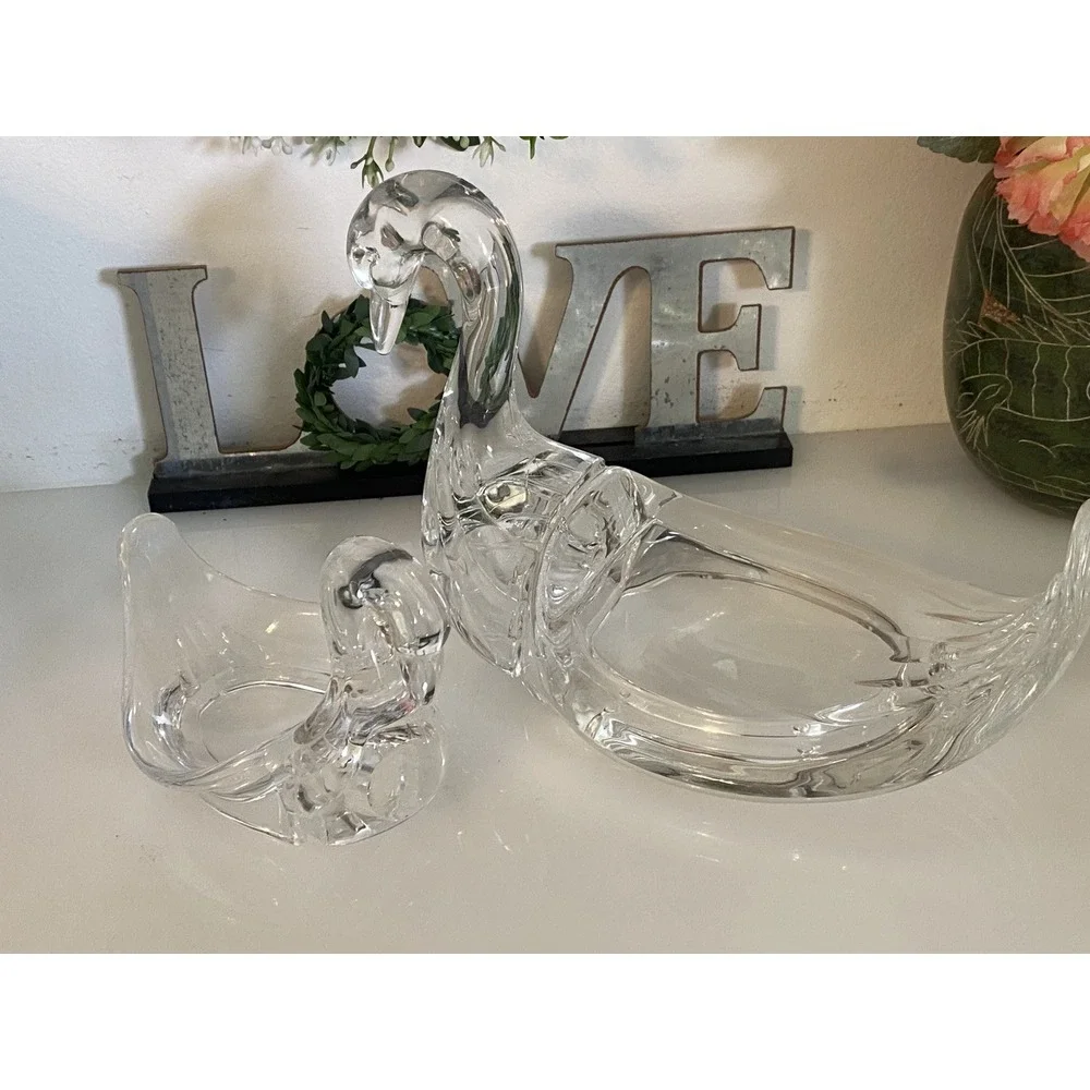 Vintage MCM Lucite Clear Swan Set of 2 Towel & Soap Holders 9